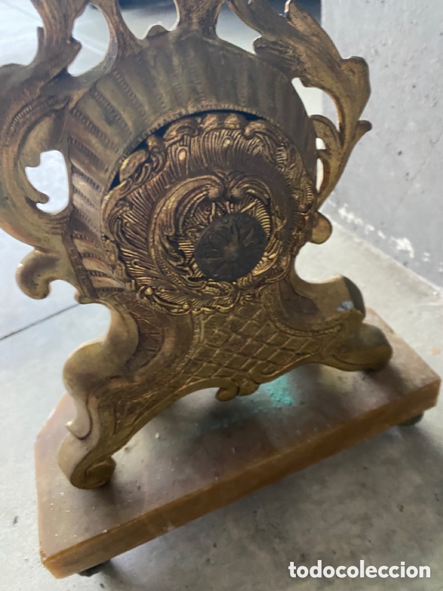 Antig&uuml;edades: Reloj antiguo de metal - Foto 14