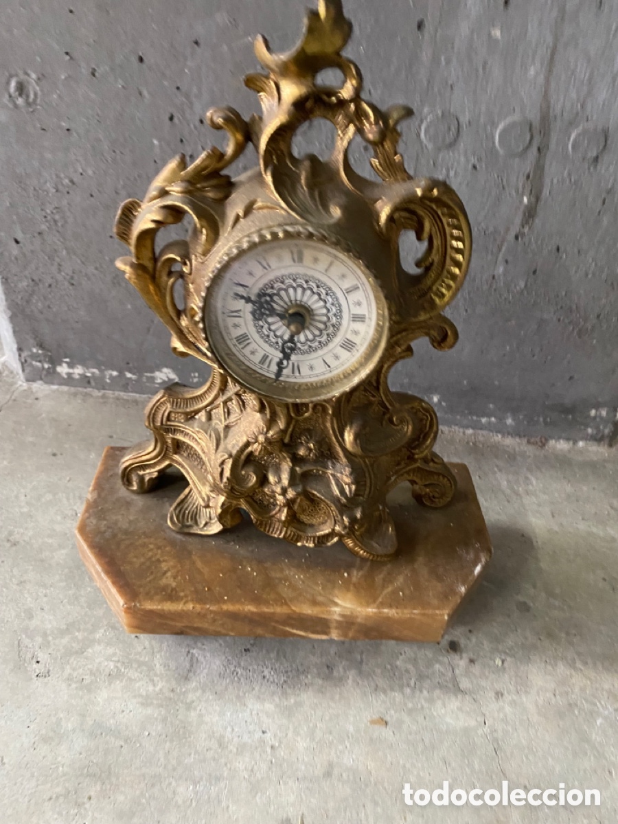 Antig&uuml;edades: Reloj antiguo de metal - Foto 1