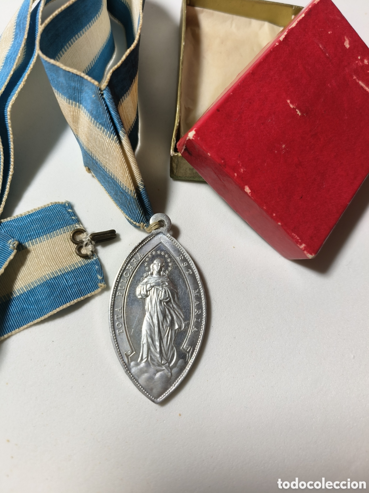 Antig&uuml;edades: Medalla de La Virgen Pur&iacute;sima - Foto 2