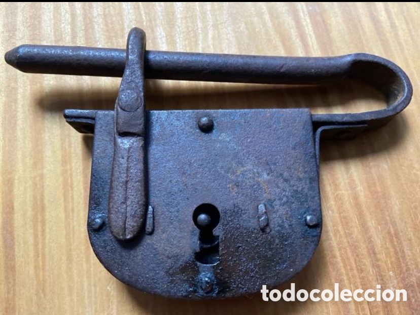 Antig&uuml;edades: Candado antiguo - Foto 1