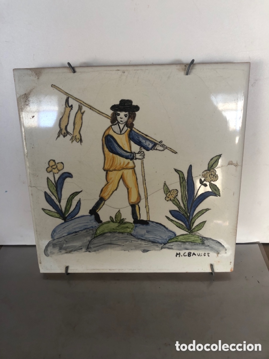 Antig&uuml;edades: azulejo pintado cazador - Foto 1