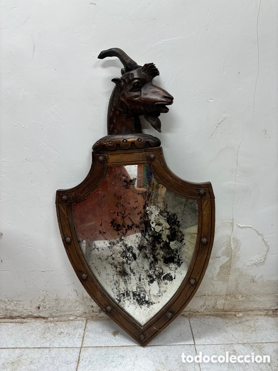 Antig&uuml;edades: Espejo Cabeza de Cabr&oacute;n - Foto 2