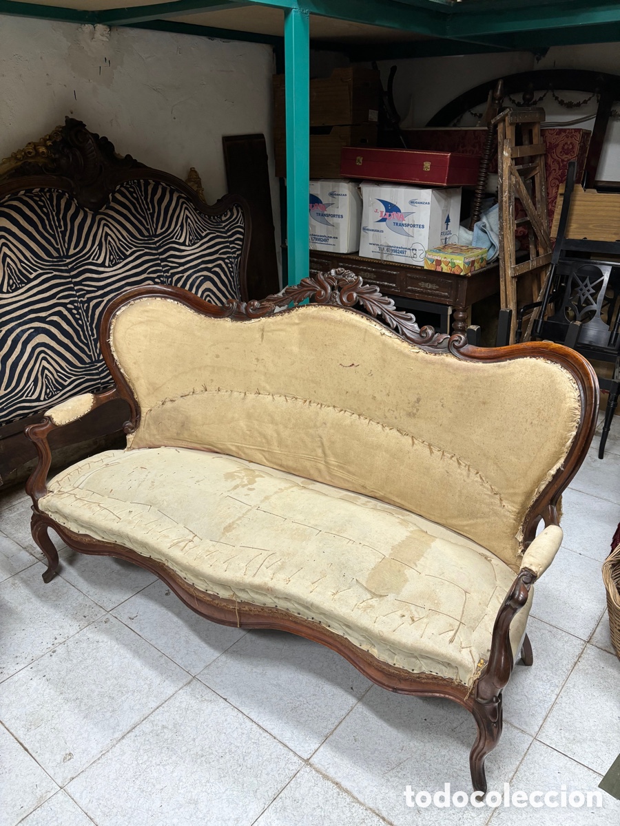 Antig&uuml;edades: Canap&eacute; Isabelino - Foto 3