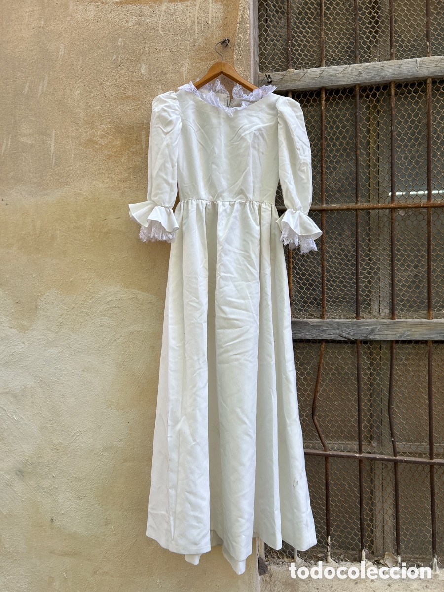 Antig&uuml;edades: VESTIDO DE MUJER - Foto 1