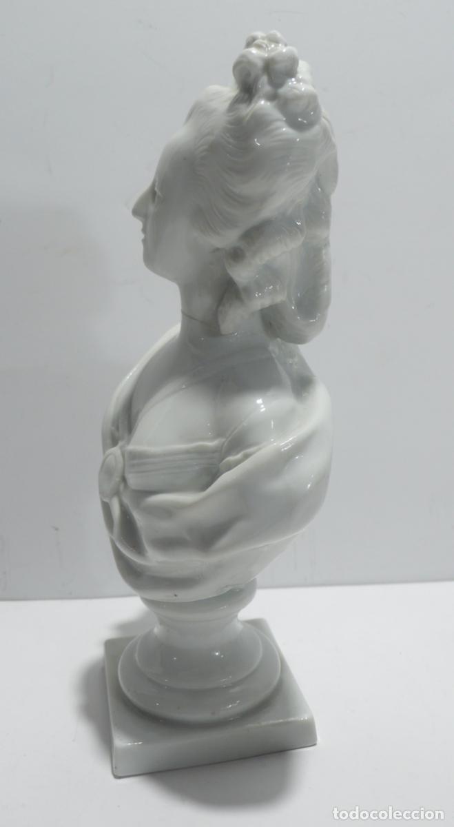 Antig&uuml;edades: BUSTO DE MUJER PORCELANA - Foto 2
