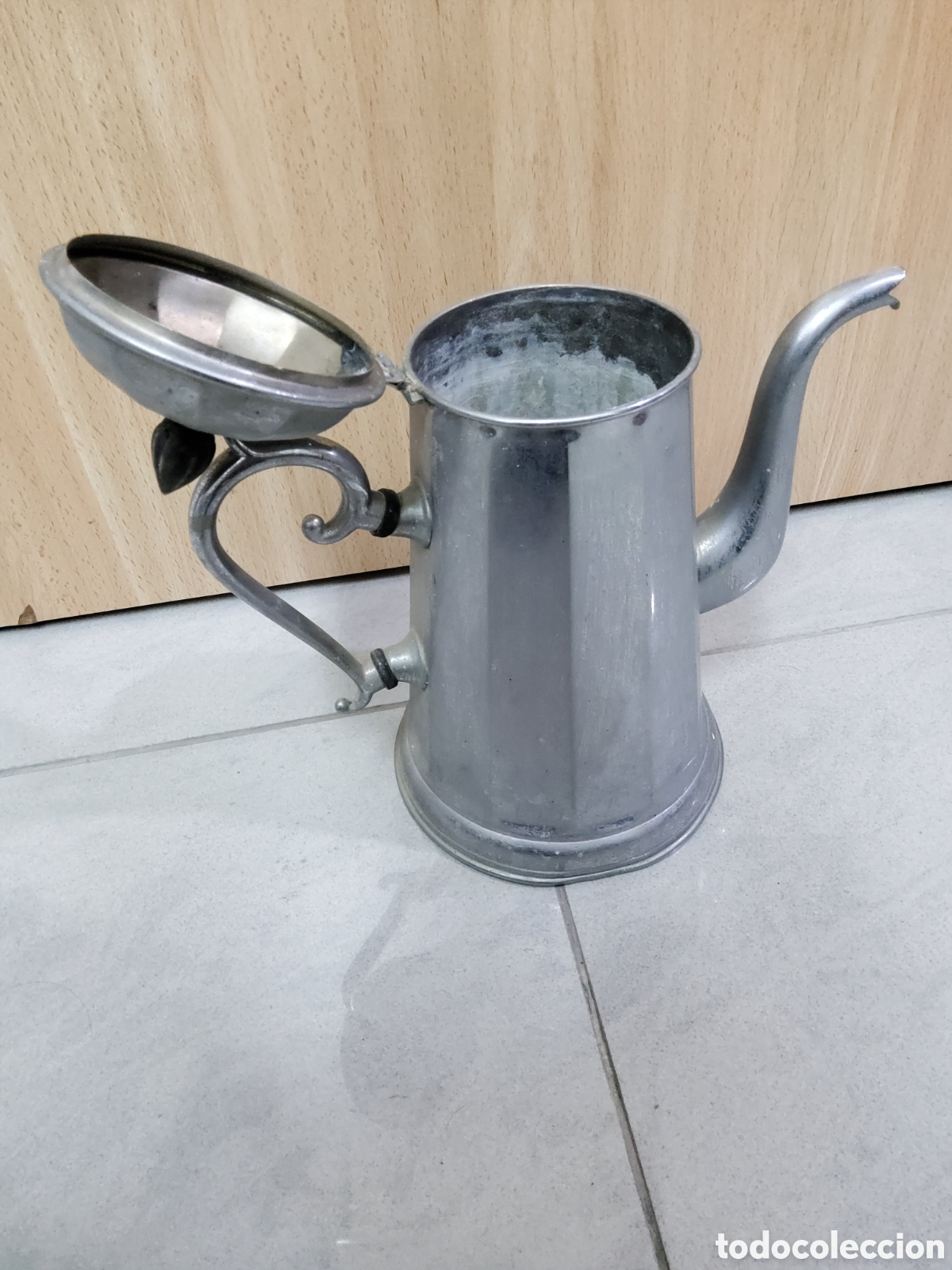 Antig&uuml;edades: Cafetera tetera vintage - Foto 2