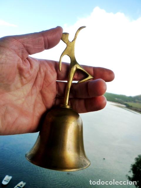Antig&uuml;edades: CAMPANA BAILARINA EN BRONCE Y LAT&Oacute;N - Foto 4