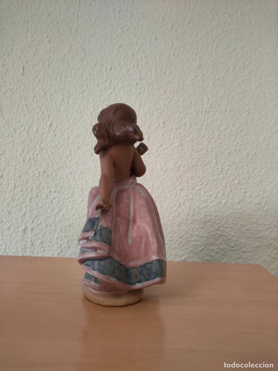 Antig&uuml;edades: Aguadora, figurita de Lladr&oacute; - Foto 2