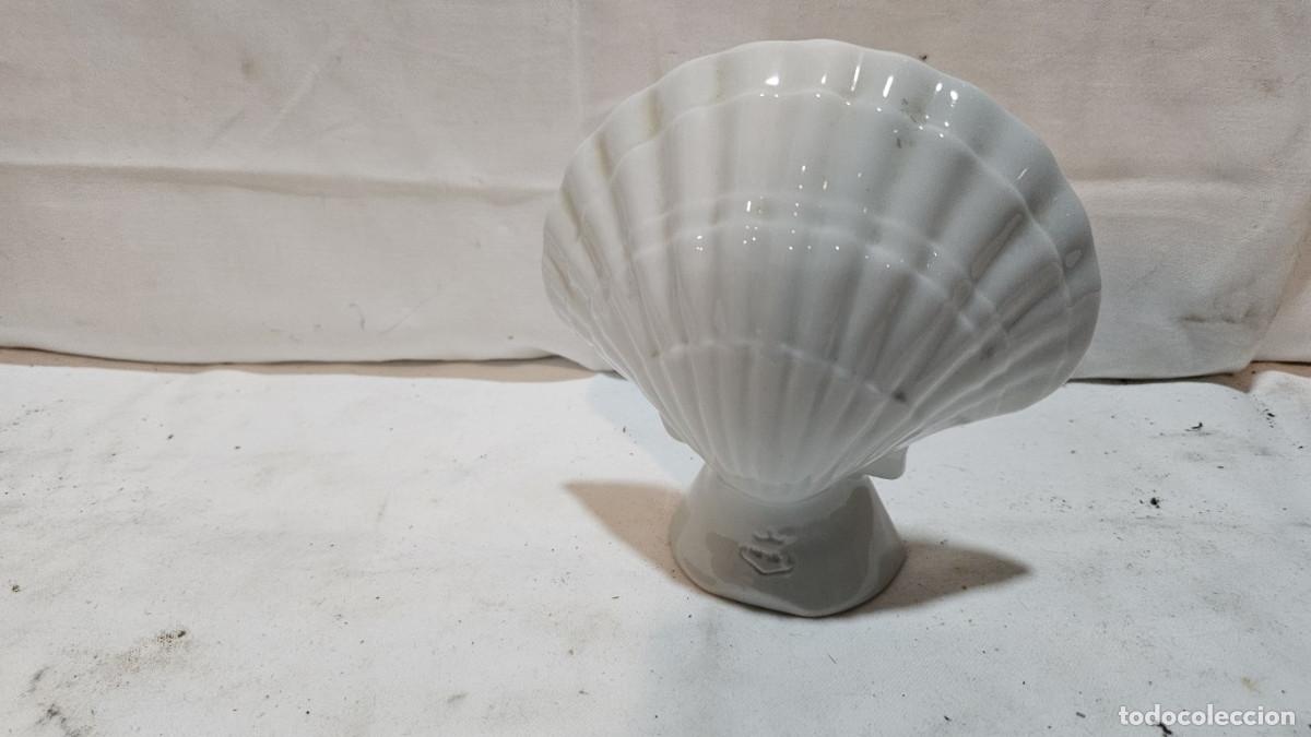 Antig&uuml;edades: concha de ceramica firmada - Foto 3