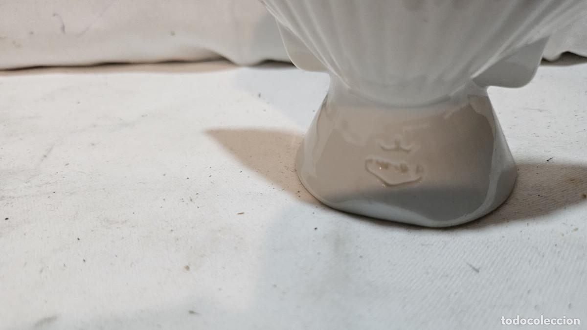 Antig&uuml;edades: concha de ceramica firmada - Foto 5