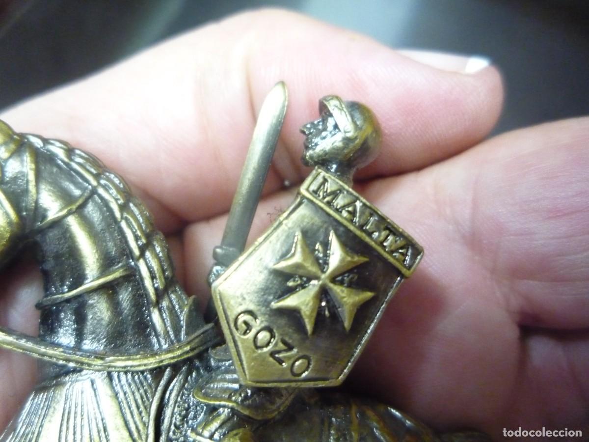 Antig&uuml;edades: CABALLERO DE BRONCE A CABALLOCON ESCUDO Y ESPADA - Foto 5