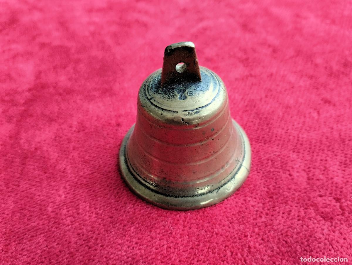 Antig&uuml;edades: CAMPANA DE BRONCE MACIZO - Foto 3
