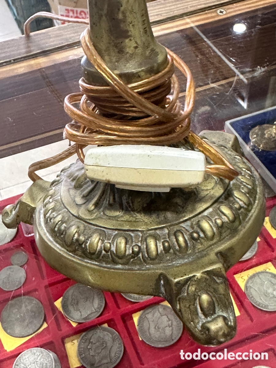 Antig&uuml;edades: Bonita l&aacute;mpara de bronce - Foto 2