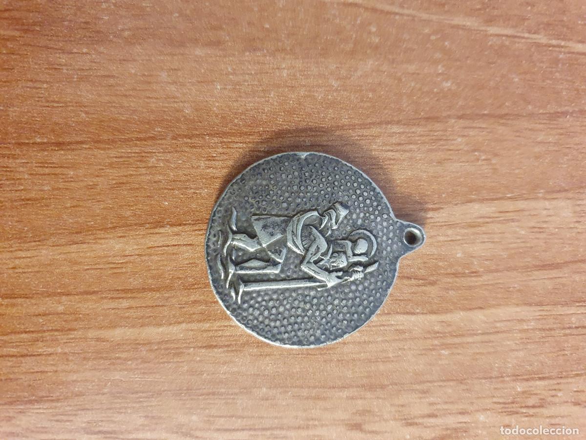 Antig&uuml;edades: MEDALLA NUESTRA SE&Ntilde;ORA DE N&Uacute;RIA. - Foto 2