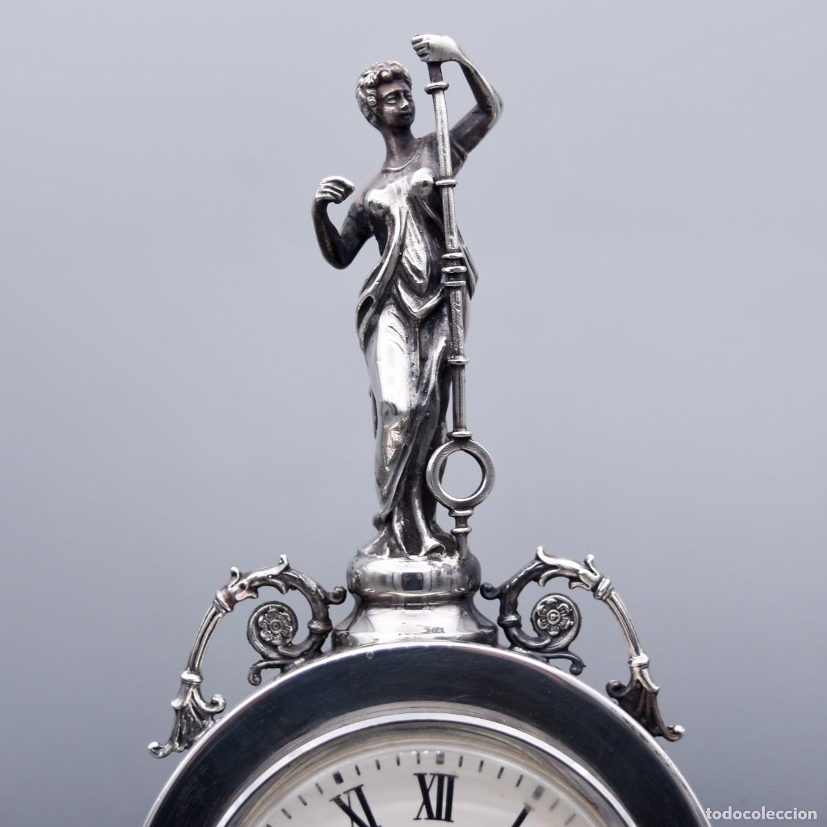 Antig&uuml;edades: Plata - Candeleros con reloj - Foto 9