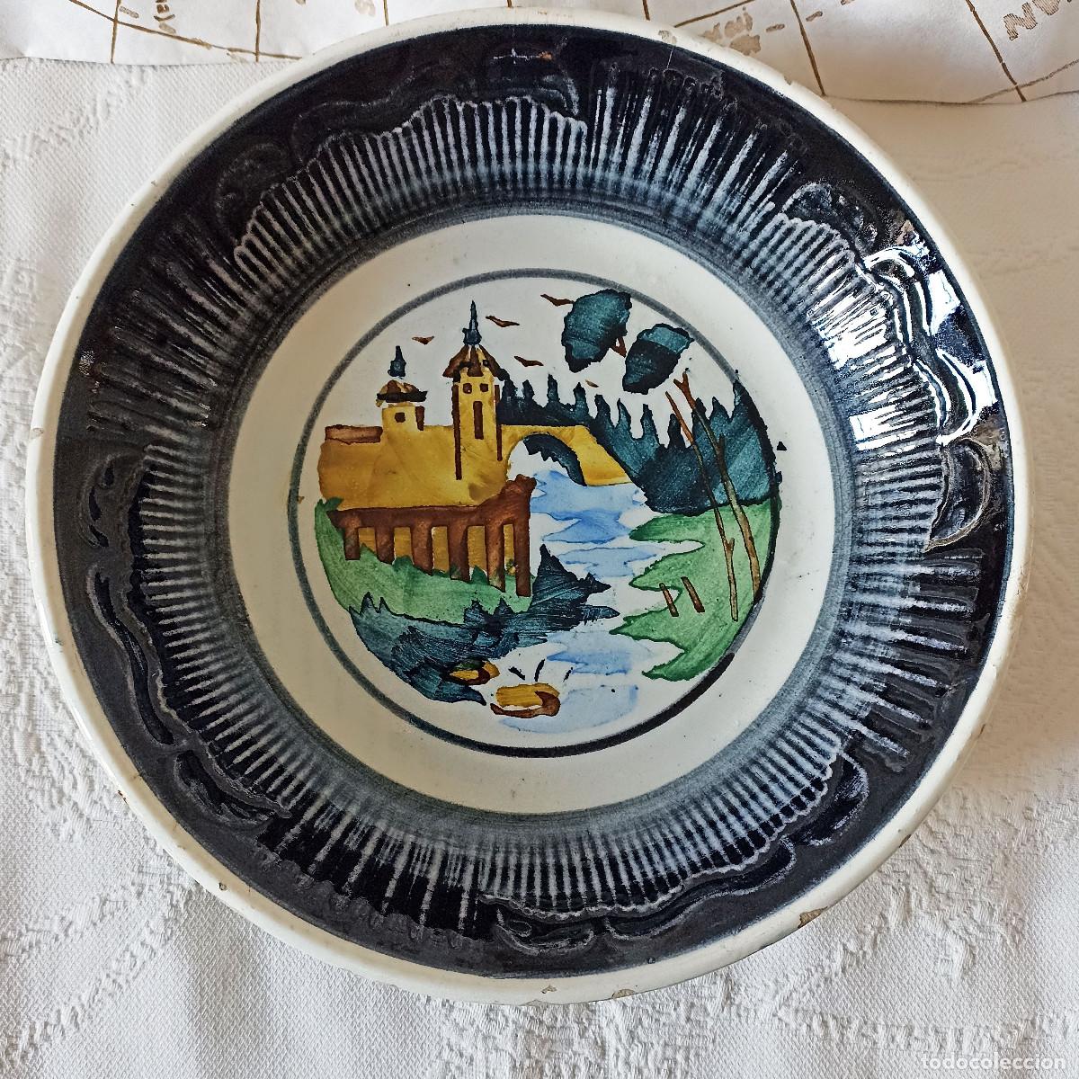 Antig&uuml;edades: Plato decoraci&oacute;n de 24,5 cm de di&aacute;metro. - Foto 1