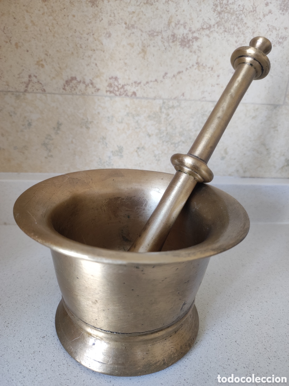 Antig&uuml;edades: Almirez de bronce - Foto 1