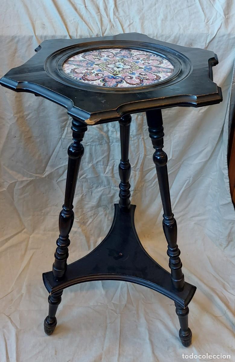 Antig&uuml;edades: Mesa peana Alfonsina S.XIX - Foto 1