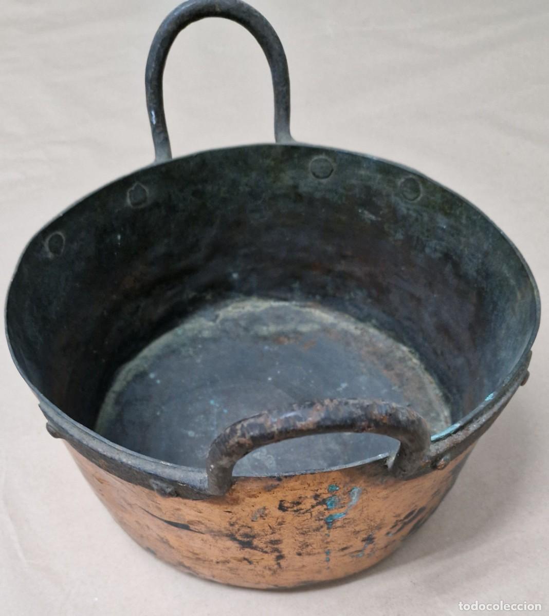 Antig&uuml;edades: Olla con asas antigua de cobre - Foto 3