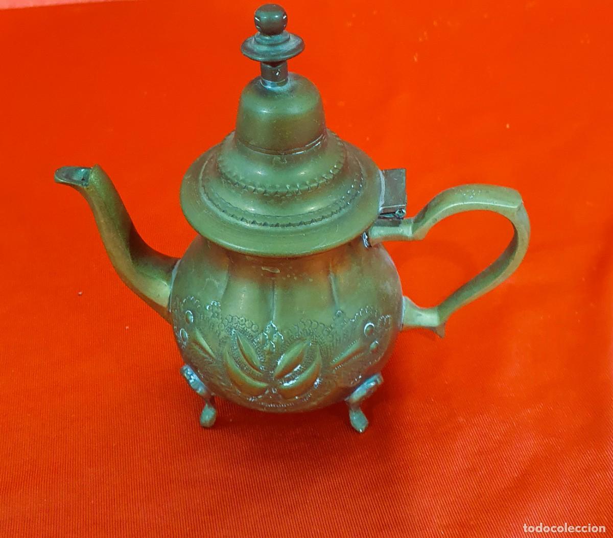Antig&uuml;edades: Tetera de laton Frances - Foto 1