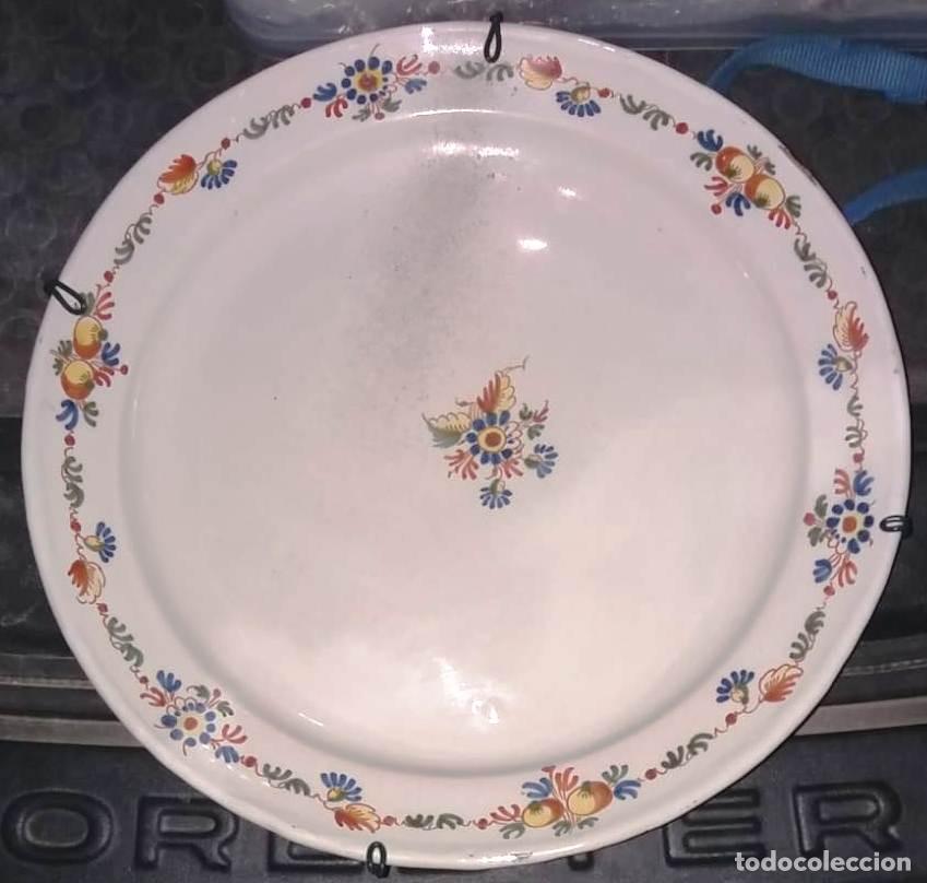 Antig&uuml;edades: Importante Plato/bandeja de Alcora - Foto 1