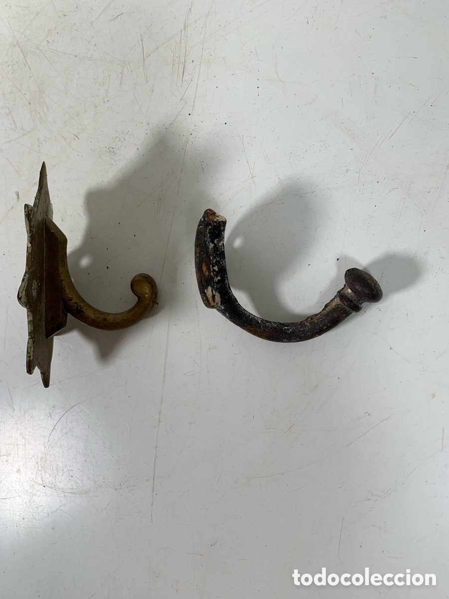 Antig&uuml;edades: 01_lote peque&ntilde;as perchas - Foto 3