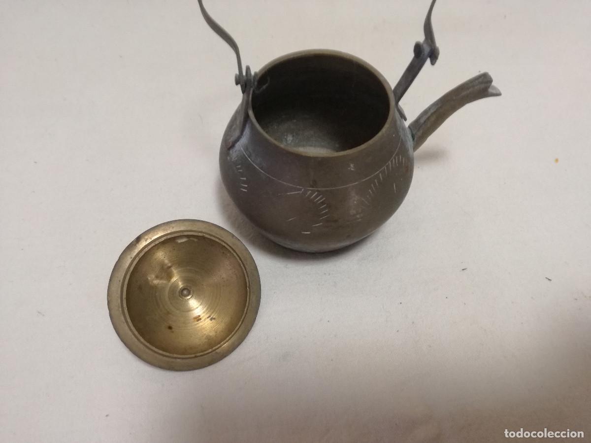 Antig&uuml;edades: PEQUE&Ntilde;A TETERA / CAFETERA DE BRONCE / LATON - Foto 8