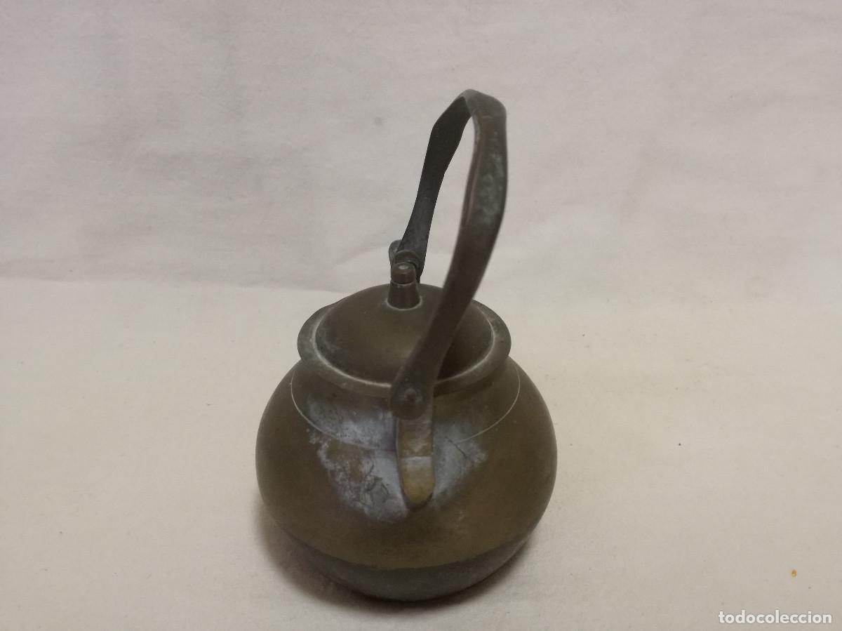 Antig&uuml;edades: PEQUE&Ntilde;A TETERA / CAFETERA DE BRONCE / LATON - Foto 5