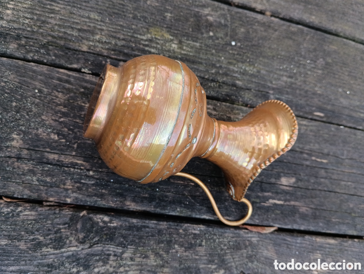 Antig&uuml;edades: PEQUE&Ntilde;A JARRA EN COBRE REPUJADO. - Foto 5