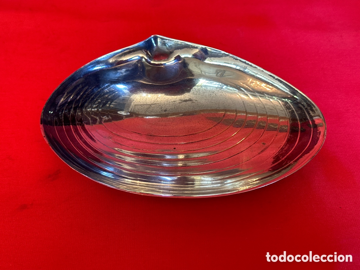 Antig&uuml;edades: ANTIGUA CONCHA BA&Ntilde;ADA EN PLATA - MENESES - Foto 1