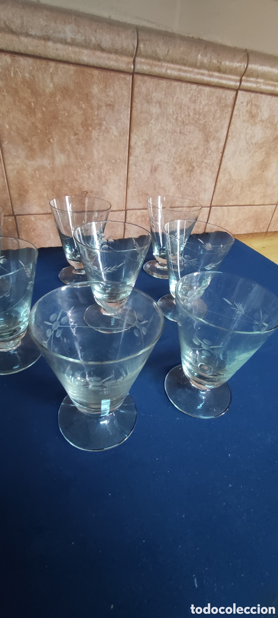 Antig&uuml;edades: Juego 8 copas cristal tallado - Foto 7