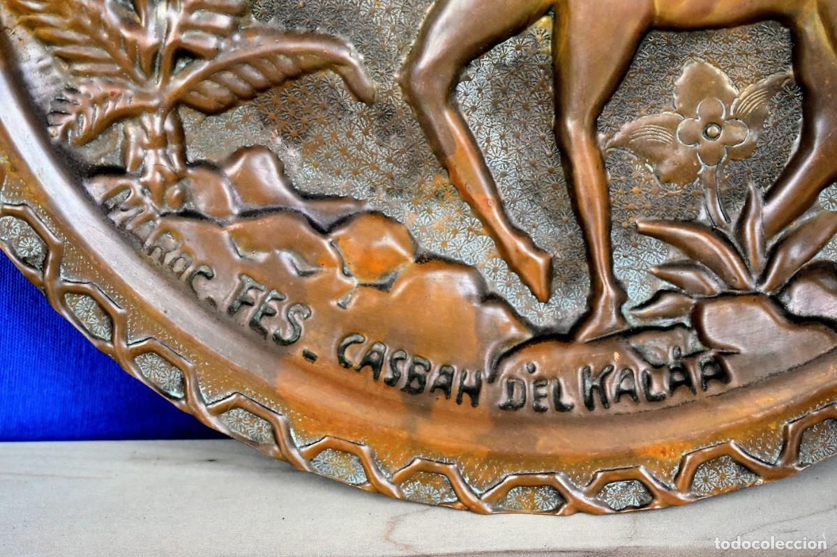 Antig&uuml;edades: Plato &Aacute;rabe en cobre - Foto 2