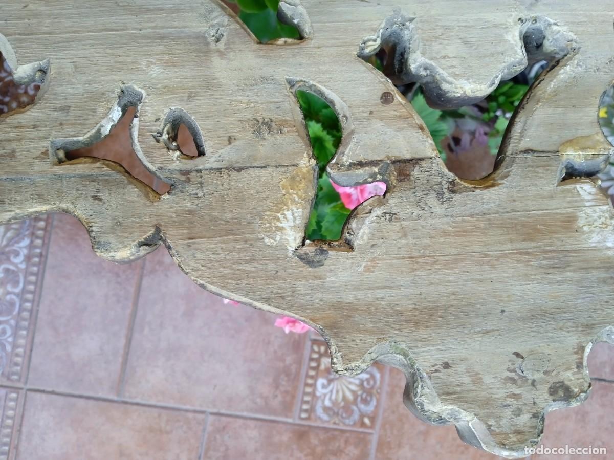 Antig&uuml;edades: Marco antiguo de madera tallada con espejo - Foto 7