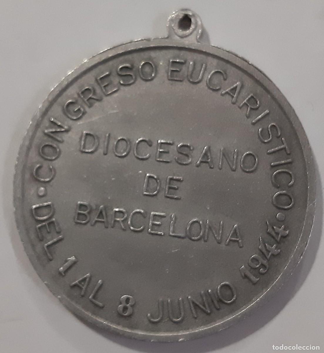 Antig&uuml;edades: MEDALLA CONGRESO EUCAR&Iacute;STICO BARCELONA 1944 - Foto 2