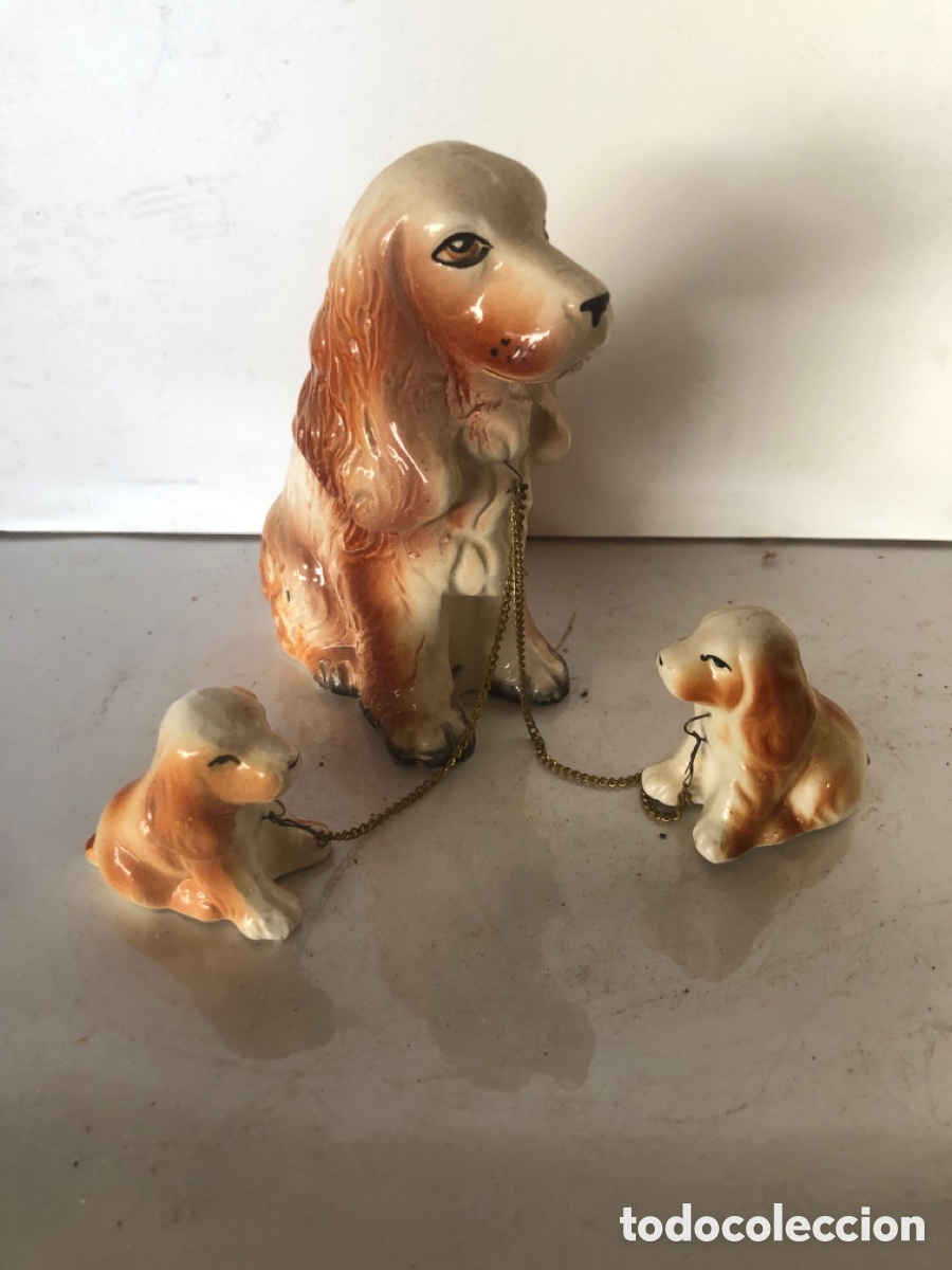 Antig&uuml;edades: 3 PERROS DE PORCELANA - Foto 1