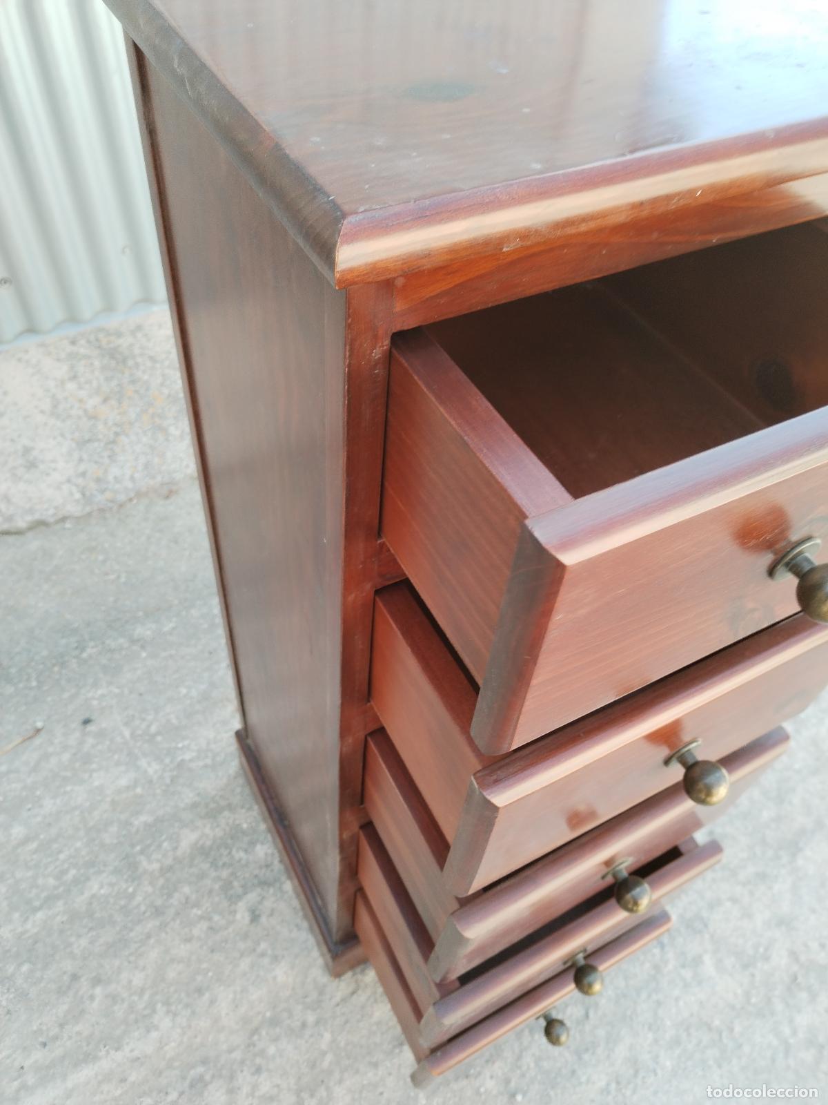 Antig&uuml;edades: mueble auxilar de 5 cajones - Foto 3