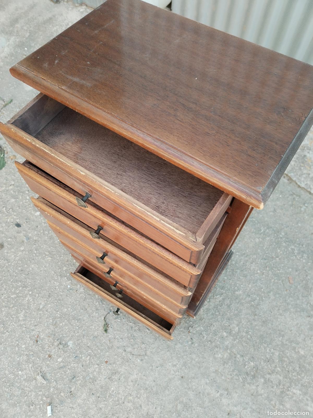 Antig&uuml;edades: comoda mueble auxilar de madera - Foto 3