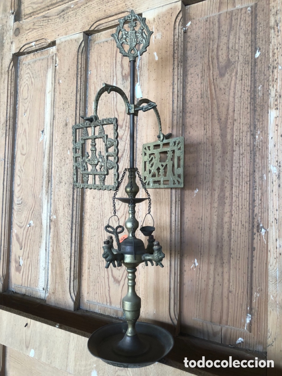 Antig&uuml;edades: Velon de lat&oacute;n - Foto 1