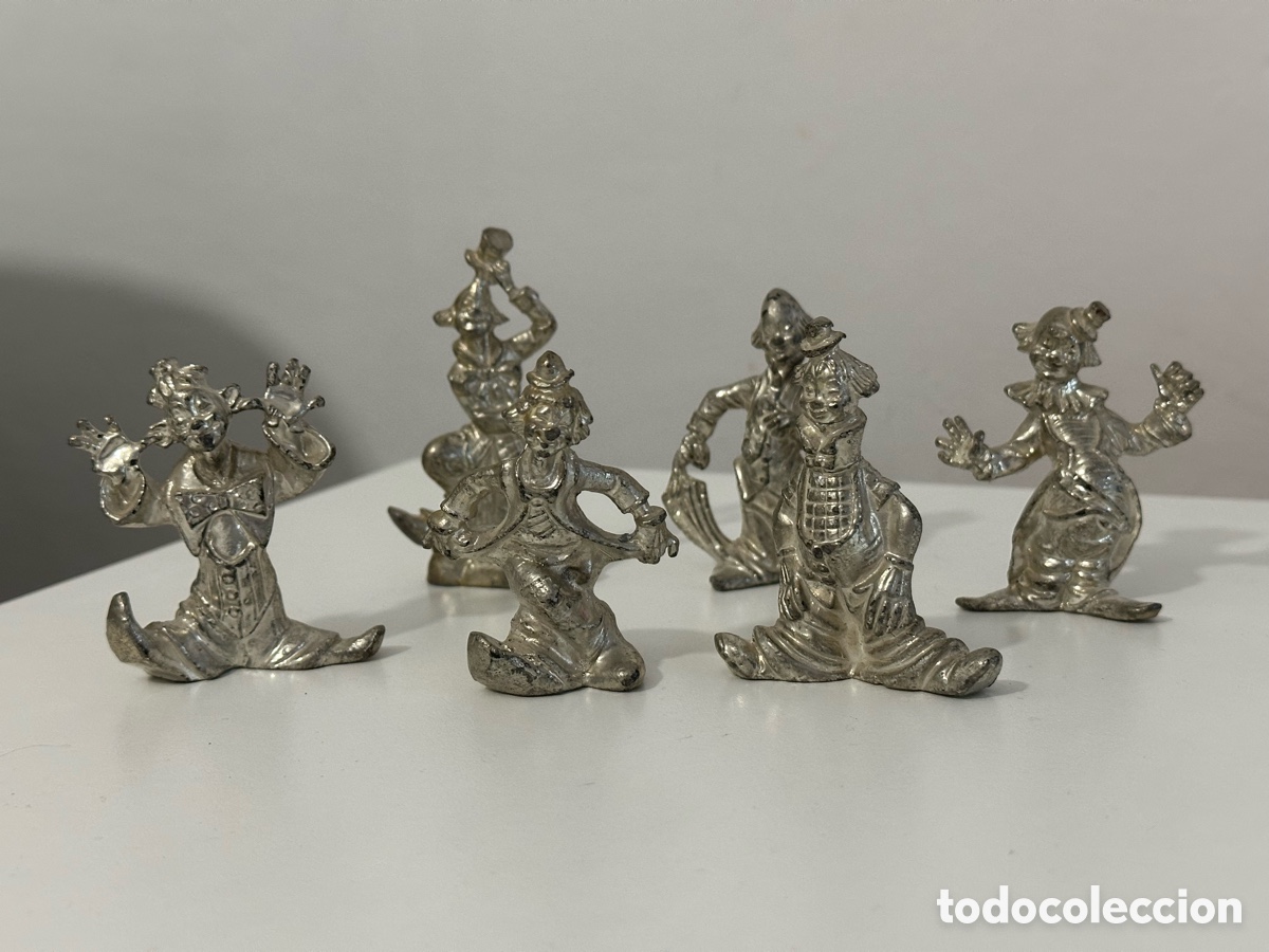 Antig&uuml;edades: Conjunto figuras payasos de metal - Foto 1
