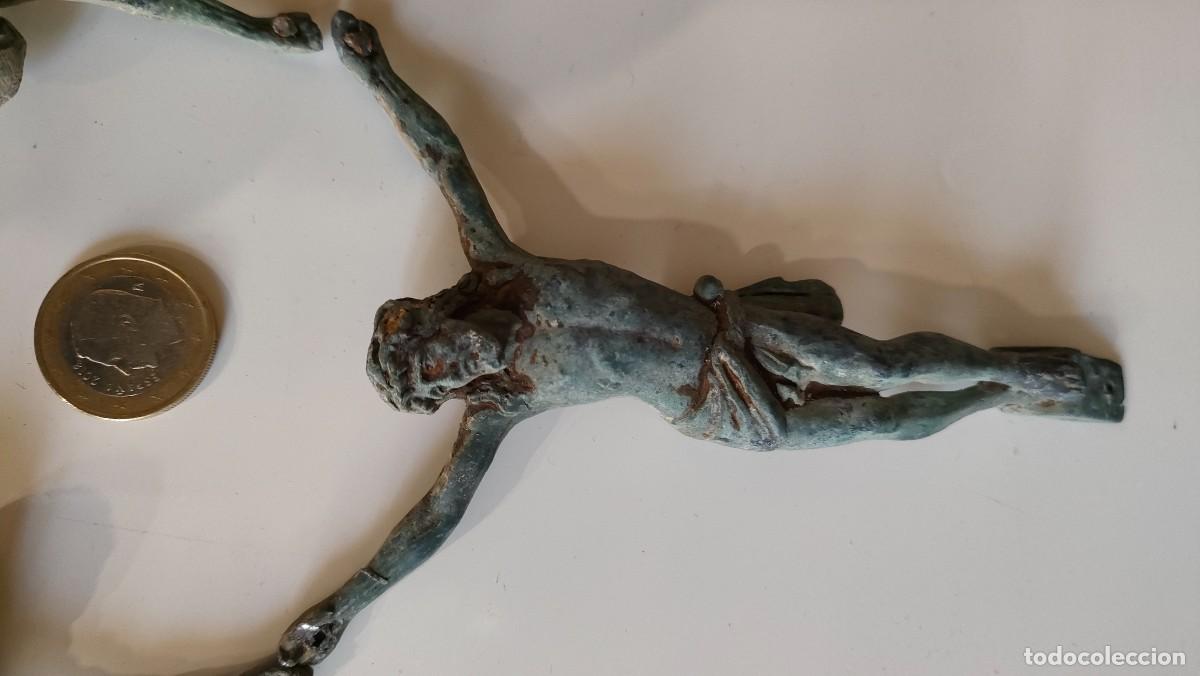 Antig&uuml;edades: CONJUNTO DE 3 CRISTOS SIGLO XX - Foto 4