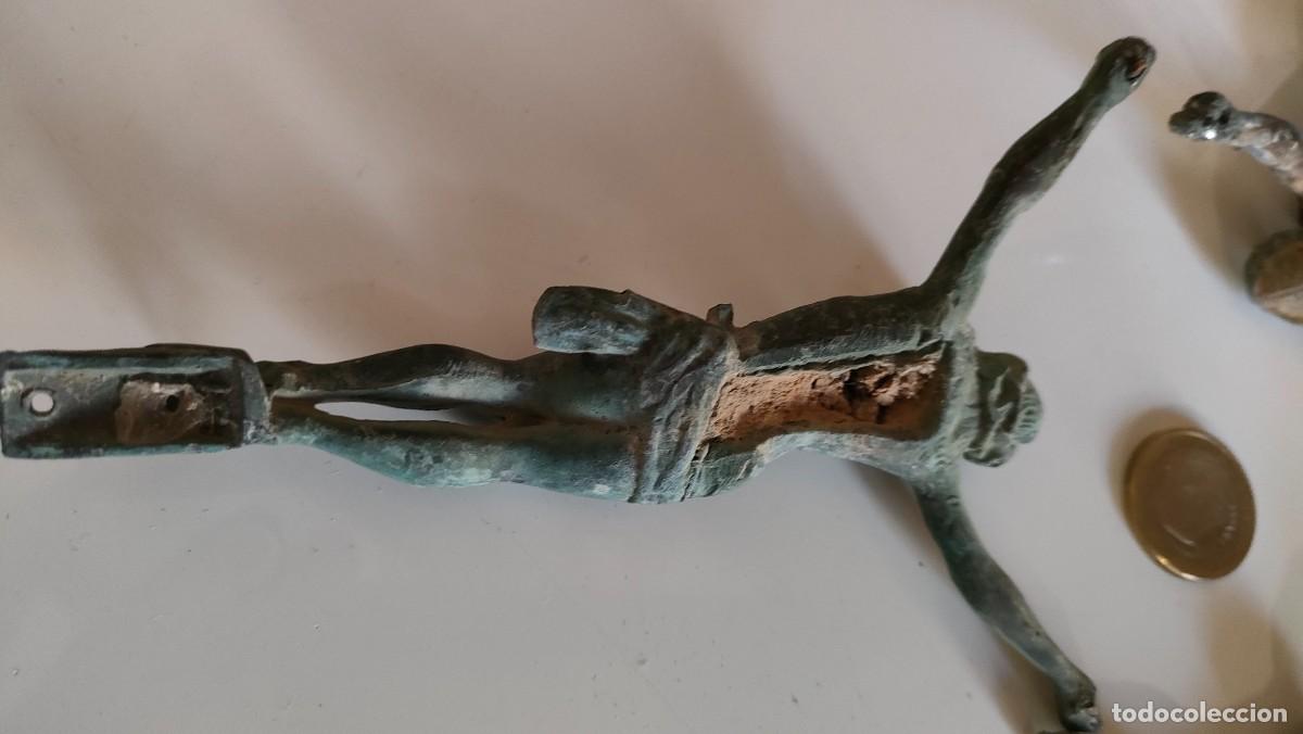 Antig&uuml;edades: CONJUNTO DE 3 CRISTOS SIGLO XX - Foto 9