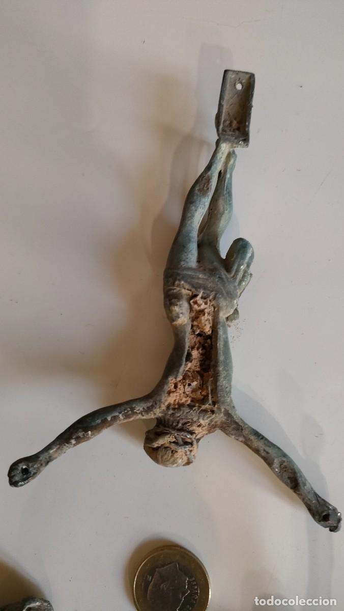Antig&uuml;edades: CONJUNTO DE 3 CRISTOS SIGLO XX - Foto 10
