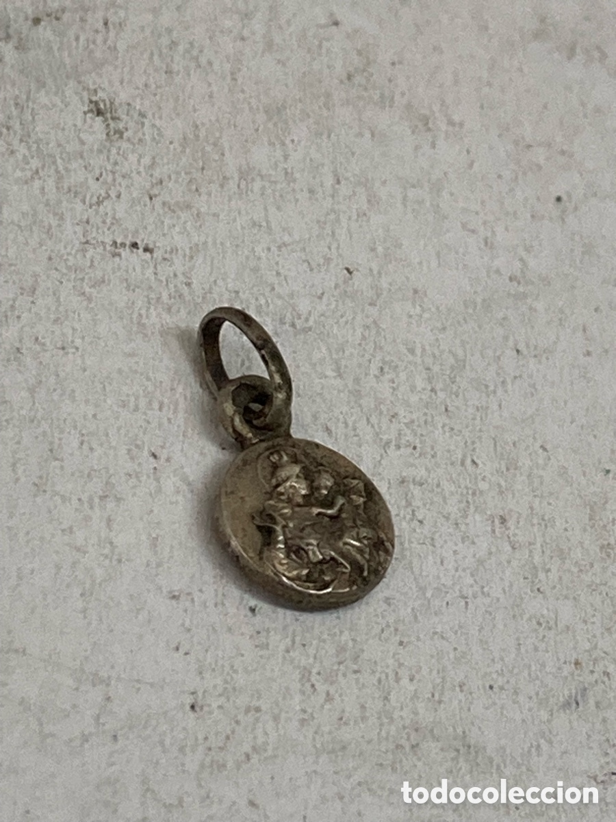 Antig&uuml;edades: Medalla de plata religiosa C209 - Foto 1