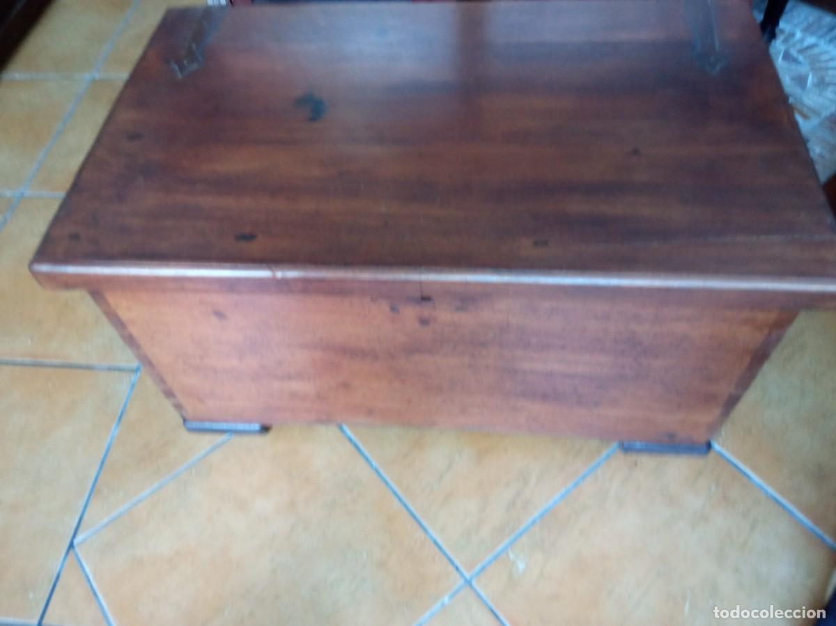 Antig&uuml;edades: ba&uacute;l de cedro restaurado - Foto 5