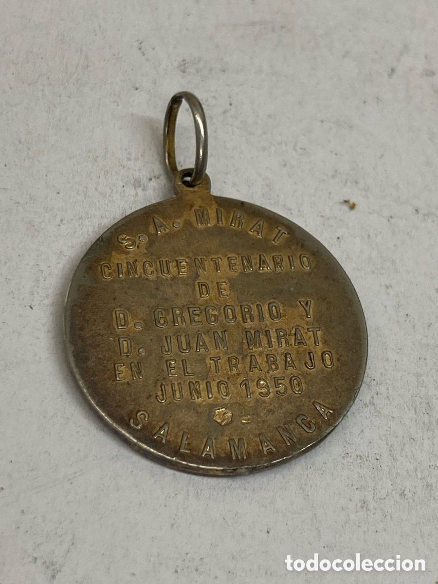 Antig&uuml;edades: Medalla de plata religiosa C209 - Foto 2