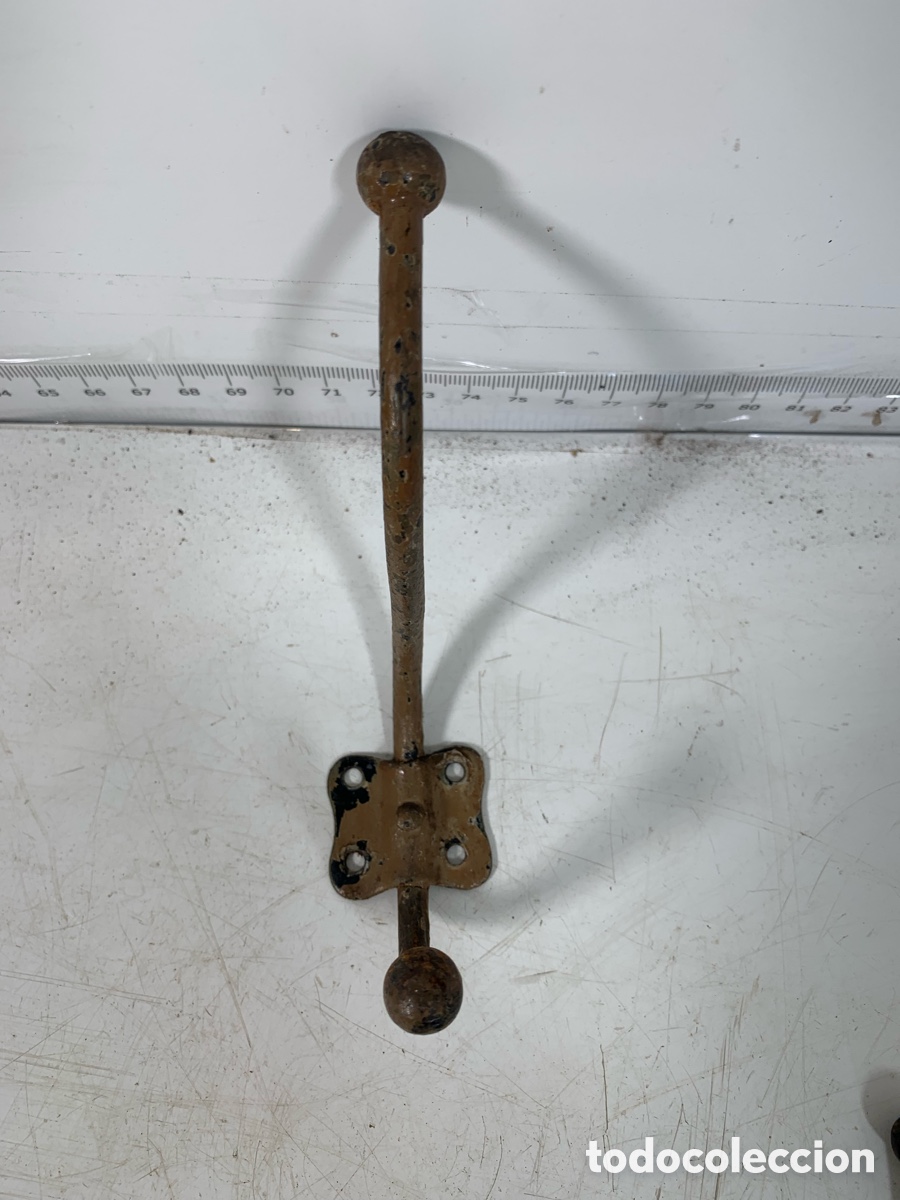 Antig&uuml;edades: 01_ perchas hierro - Foto 2