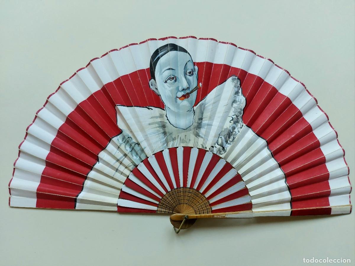 Antig&uuml;edades: ABANICO ANTIGUO PIERROT 1907 + POSTAL - Foto 2