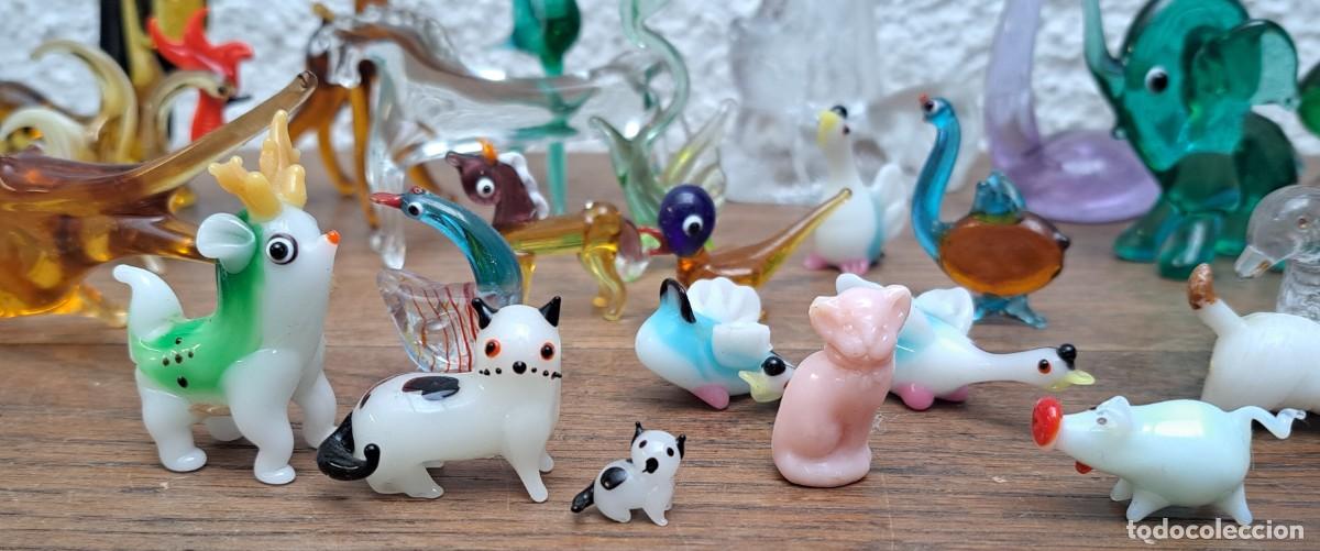 Antig&uuml;edades: Lote de 33 animales de cristal - Foto 8