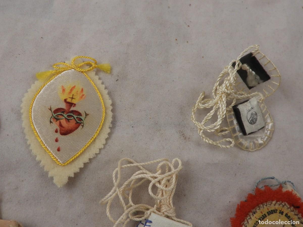 Antig&uuml;edades: CONJUNTO DE DETENTES Y ESCAPULARIOS - Foto 3