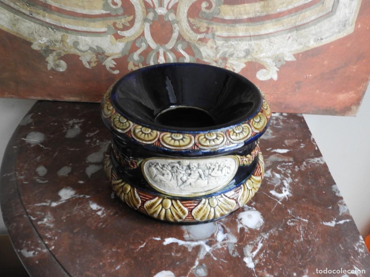 Antig&uuml;edades: ESCUPIDERA DE PORCELANA DE MANISES - Foto 8